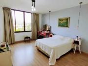 Casa de rua Duplex / Residencial / Sapê