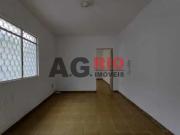 Casa de rua / Residencial / Bento Ribeiro