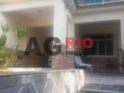 Casa de rua / Residencial / Freguesia JacarepaguÃ¡