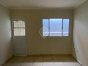 Casa de rua: / Residencial / Parque São Vicente