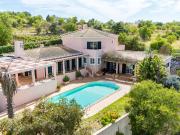 Casa de sonho no coração do Algarve. Moradia charmosa...