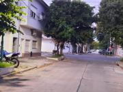 CASA DE TRES AMBIENTES SOBRE LOTE PROPIO CON PATIO Y...