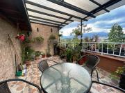 Casa de tres niveles San Antonio de Prado unidad abierta