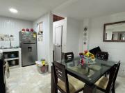 Casa de tres pisos con terraza en venta Barrio Alameda...