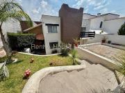 Casa de tres recámaras con alberca propia en venta en...