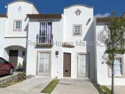 Casa de tres recámaras en venta en El Refugio, Querétaro