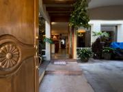 Casa de UN NIVEL, con Alberca, a Una Cuadra de Los Arcos...