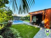 ¡CASA DE UN NIVEL! CON ALBERCA Y JARDÍN PROPIO SOBRE AV....