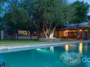 Casa de un nivel de lujo en Venta en Jurica con amplio...