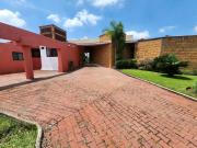 Casa de un nivel dentro de exclusivo Fracc. en Morelos,...