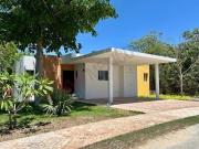 CASA DE UN NIVEL EN CONDOMINIO