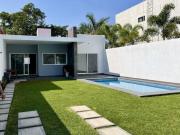 CASA DE UN NIVEL EN FRACCIONAMIENTO BRISAS