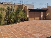 Casa de un nivel en venta en fraccionamiento Santa Cruz...