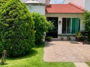 CASA DE UN NIVEL EN VENTA PRIV. BUGAMBILIAS COL. LAS...