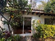 Casa de un nivel en venta remodelada Acapatzingo