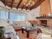 Casa de un piso, 3 recámaras, alberca y doble terreno en...