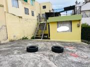 Casa de un piso en Calderon