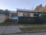 Casa de un piso, en Calle Yerbas Buenas, a pasos de Brasil