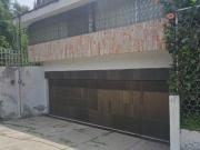 Casa de un piso en Prados Agua Azul