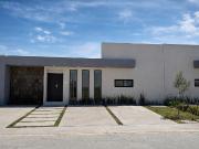 CASA DE UN PISO EN RENTA EN SAN MATEO ATENCO