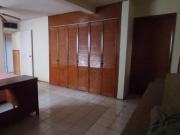 CASA DE UN PISO EN VENTA