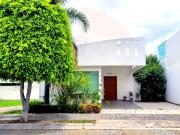 Casa de un piso en venta en Cluster 222 en Lomas de...