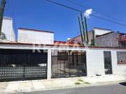CASA DE UN PISO EN VENTA EN PRIVADA JURIQUILLA