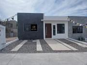 Casa de un Piso en Venta Meseta, 2 Recámaras con baño c/u
