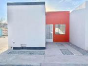 Casa de una planta a espaldas de vi?edos