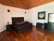 Casa de una planta con alberca en venta en Juriquilla