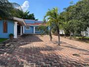 Casa de una planta con amplio terreno en venta en Chichí...