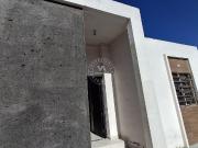 casa de una planta, con paneles en renta en lomas del valle