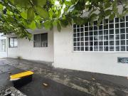 Casa de una planta en esquina, fracc. Reforma