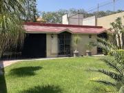 Casa de una planta en renta en Álamos primera sección,...