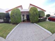 Casa de una planta en renta en villas del mesón, juriquilla