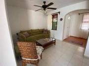 Casa de una planta en renta o venta en colonia Santa María