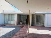 Casa de Una Planta en San Isidro: 528 m² y Acabados en...