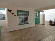 Casa de una planta en venta en Ciudad Caucel Viva