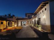 Casa de Una planta estilo Toscana