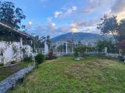 Casa de una planta y loft urb. La marca