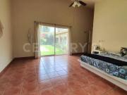 CASA DE UNA SOLA PLANTA EN FRACCIONAMIENTO PEDREGAL DE...