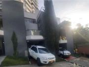 CASA DE VARIOS NIVELES EN VENTA EL POBLADO