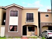 Casa de Venta 150 m2 en Urb la Romareda Sector Plaza...