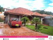 Casa de venta, 4 dormitorios 600m2 terreno