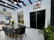 CASA DE VENTA AMOBLADA EN POMASQUI
