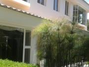 Casa de Venta en Cumbayá Urb Pillagua