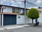Casa de venta en el La Kennedy de 450 m2 de construcción...