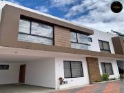 Casa de venta en Jardines del Rio – código:22006