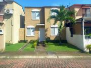 Casa de venta en la Urbanización Villa del Rey, 3...