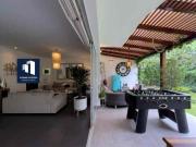 Casa de venta en La Viña. Conjunto privado. piscina....